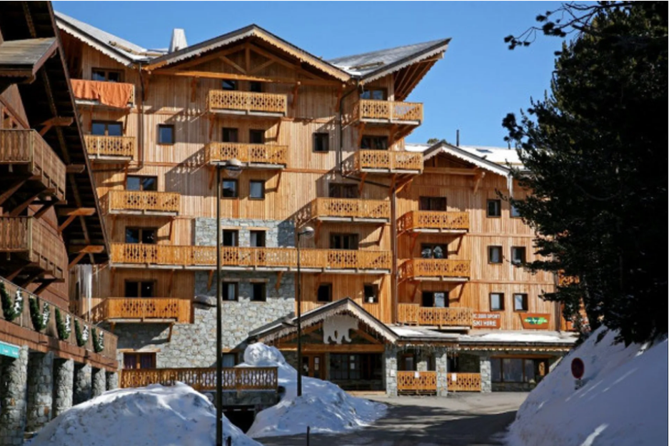 Chalet-Arc-2000-REF9986787